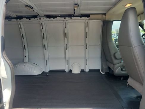 New 2026 GMC Savana 2500 w/ Driver Convenience Package RWD image 11