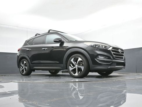 Used 2016 Hyundai Tucson Limited w/ Option Group 03 FWD image 44