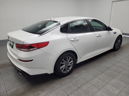 Used 2019 Kia Optima LX FWD image 9
