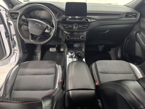 Used 2023 Ford Escape ST-Line AWD/4WD image 31