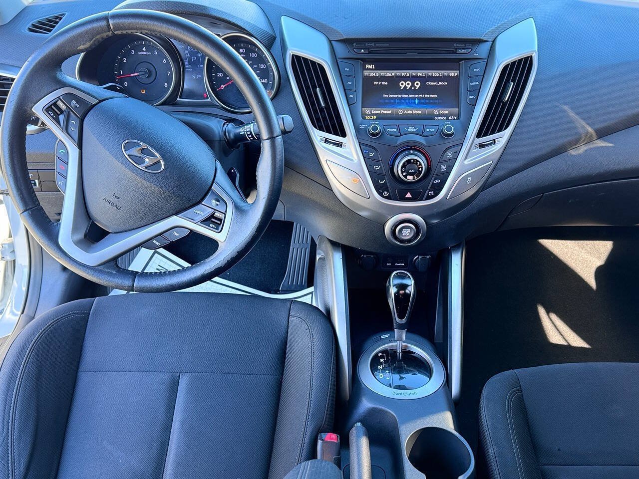 Used 2013 Hyundai Veloster RE:MIX Edition FWD image 3