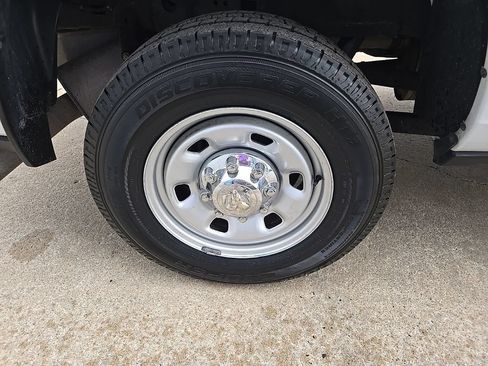 Used 2021 RAM 2500 Tradesman RWD image 30
