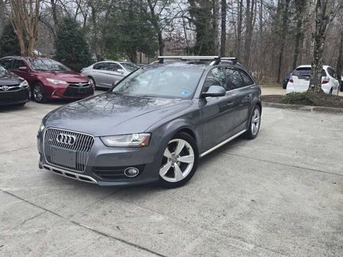Used 2013 Audi A4 Premium Plus image 1