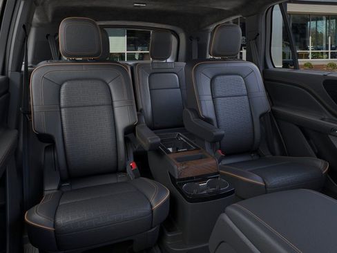 New 2026 Lincoln Aviator Black Label w/ Black Label Special Edition AWD/4WD image 11