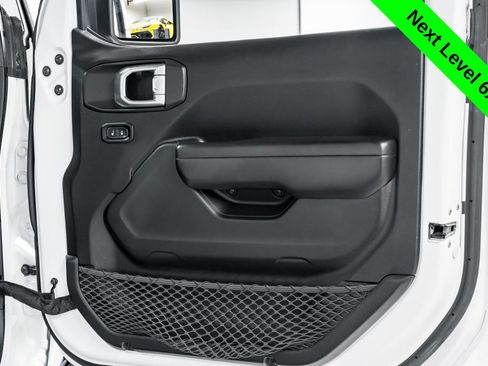Used 2021 Jeep Gladiator Sport AWD/4WD image 38