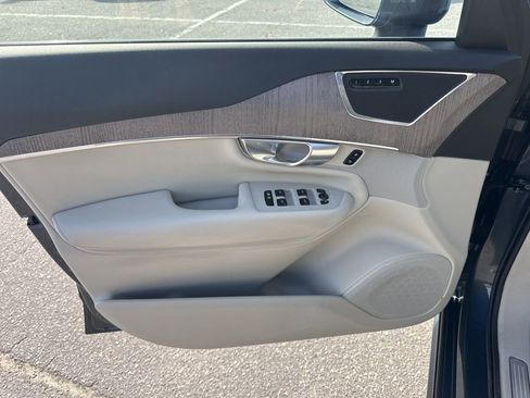 Used 2024 Volvo XC90 B6 Plus w/ Protection Package Premier image 29