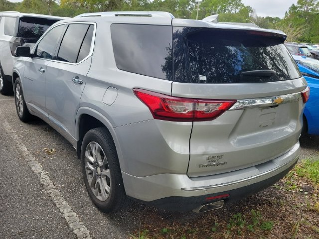 Used 2019 Chevrolet Traverse Premier w/ Driver Confidence II Package FWD image 6