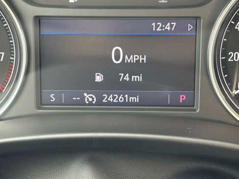 Certified 2023 Buick Enclave Essence image 22