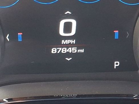 Used 2017 Cadillac XT5 Platinum w/ Driver Assist Package image 20