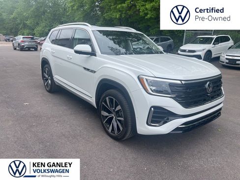 Used 2024 Volkswagen Atlas SEL Premium R-Line AWD/4WD image 4