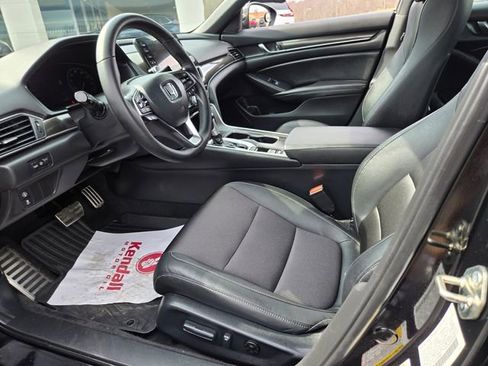 Used 2020 Honda Accord Sport image 11