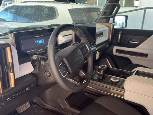 Used 2024 GMC Hummer EV 3X w/ Omega Edition AWD/4WD image 10