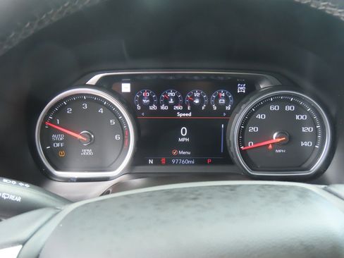 Used 2021 Chevrolet Tahoe Z71 w/ Z71 Off-Road Package AWD/4WD image 27