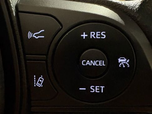 Certified 2025 Toyota RAV4 LE AWD/4WD image 10