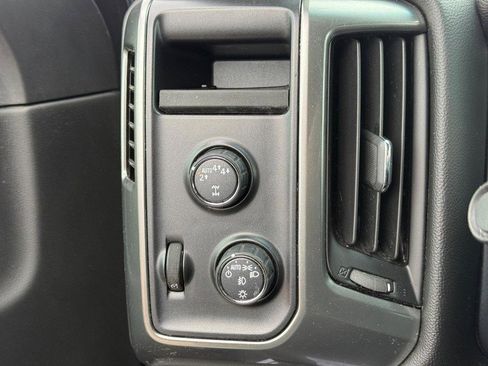 Used 2018 Chevrolet Silverado 1500 LT w/ All Star Edition AWD/4WD image 22