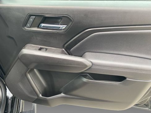 Used 2023 Chevrolet Colorado LT w/ LT Convenience Package II AWD/4WD image 12