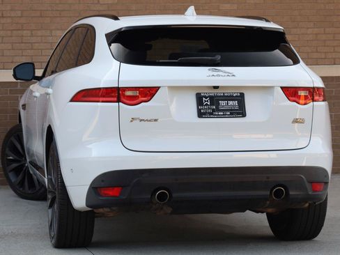 Used 2019 Jaguar F-PACE R-Sport AWD/4WD image 8