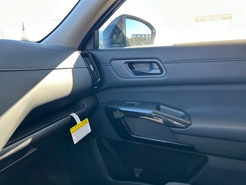 New 2026 Nissan Pathfinder SV image 21