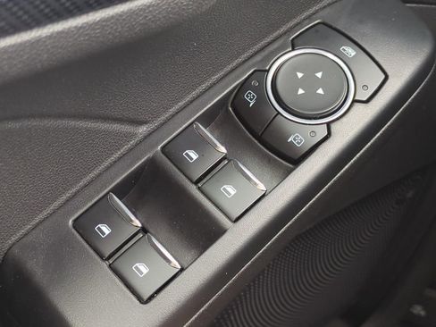 Used 2024 Ford Escape ST-Line image 23