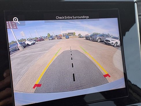 Used 2024 Jeep Grand Cherokee Altitude image 16