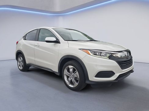 Used 2020 Honda HR-V LX image 9