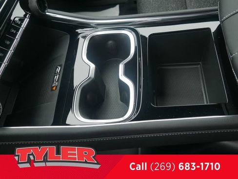 New 2026 Chevrolet Traverse LT w/ Driver Confidence Package image 38