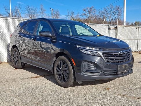 Certified 2023 Chevrolet Equinox LS w/ LS Convenience Package image 4