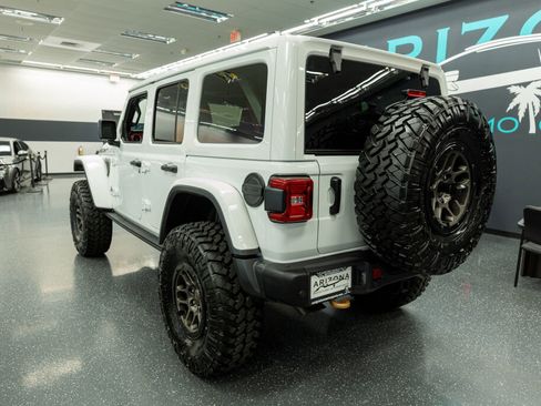 Used 2023 Jeep Wrangler Unlimited Rubicon 392 image 7