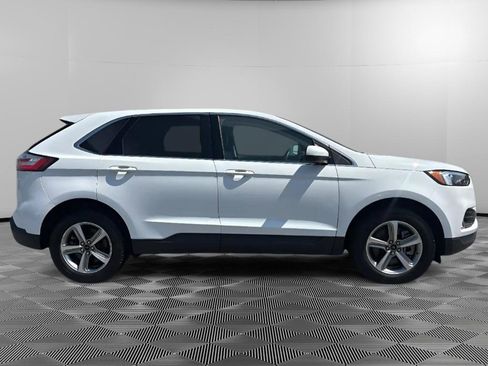 Used 2024 Ford Edge SEL w/ Convenience Package AWD/4WD image 6