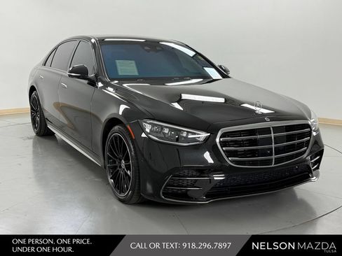 Used 2023 Mercedes-Benz S 580e 4MATIC Sedan image 4