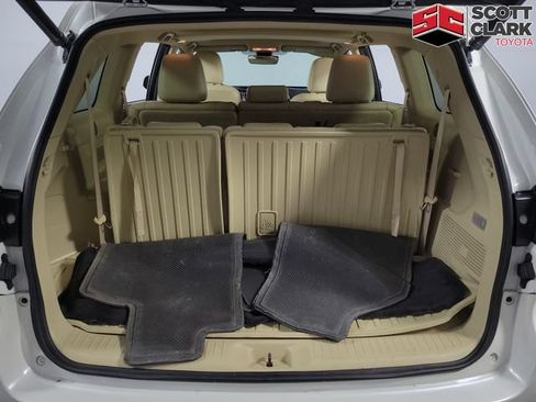 Used 2017 Toyota Highlander XLE AWD/4WD image 27