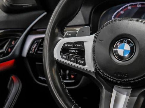 Used 2022 BMW 540i w/ M Sport Package image 19