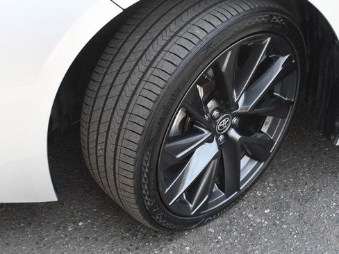 Certified 2024 Toyota Corolla SE image 11