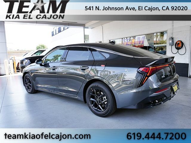 New 2026 Kia K5 LXS FWD image 8