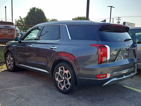 Used 2022 Hyundai Palisade Calligraphy w/ Cargo Package AWD/4WD image 3