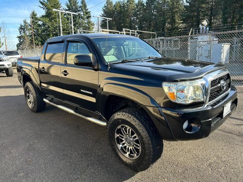 Used 2011 Toyota Tacoma 4x4 Double Cab w/ SR5 Pkg #2 image 3