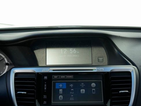 Used 2016 Honda Accord EX-L image 39