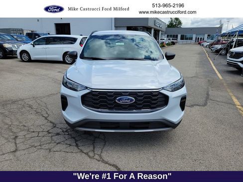 Used 2025 Ford Escape ST-Line FWD image 8
