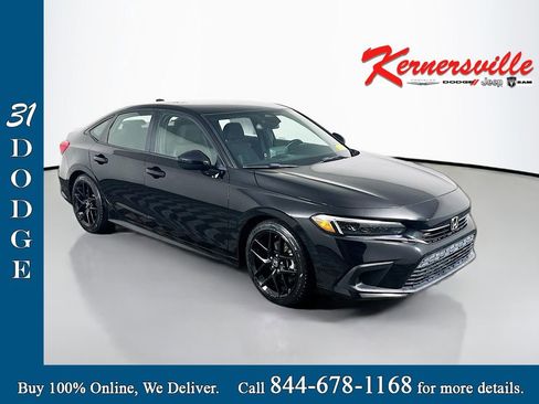 Used 2022 Honda Civic Sport image 1