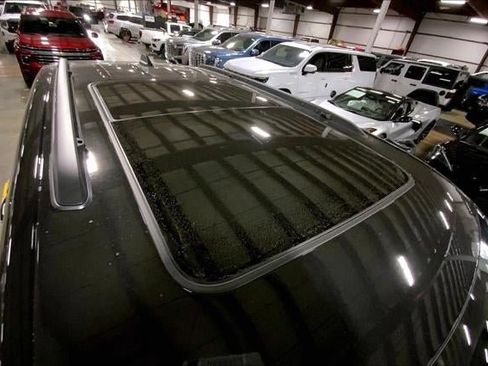 New 2025 Jeep Grand Cherokee Limited w/ Black Appearance Package image 52