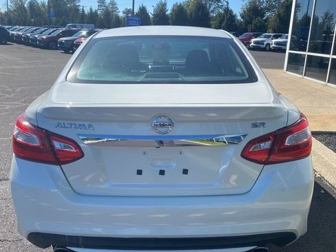 Used 2017 Nissan Altima 2.5 SR image 5