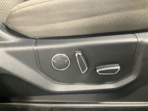 Used 2017 Ford F150 XLT w/ Equipment Group 302A Luxury image 5