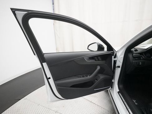 Used 2023 Audi A4 2.0T allroad Premium Plus w/ Premium Plus Package image 29