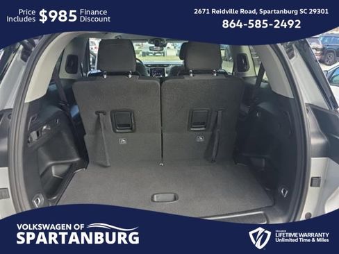 Used 2023 Jeep Grand Cherokee L Laredo image 4