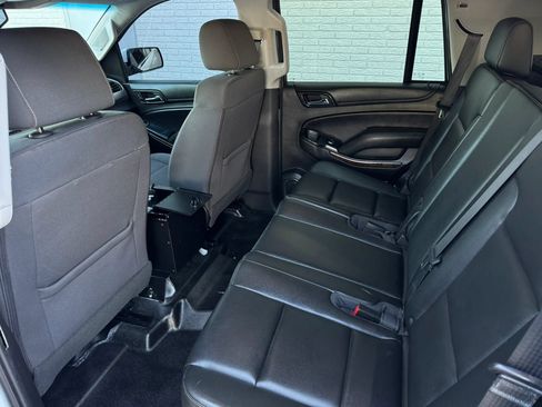 Used 2018 Chevrolet Tahoe 2WD image 17