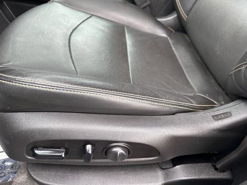 Used 2020 GMC Terrain SLT image 36