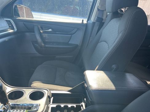 Used 2015 GMC Acadia SLE AWD/4WD image 12