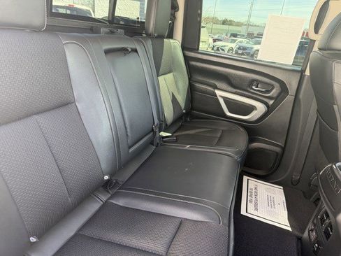 Used 2019 Nissan Titan PRO-4X AWD/4WD image 20