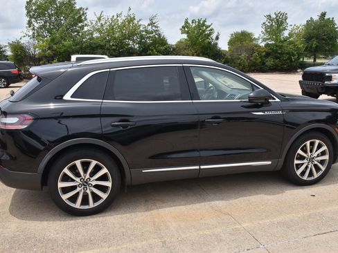 Used 2019 Lincoln Nautilus Select FWD image 6