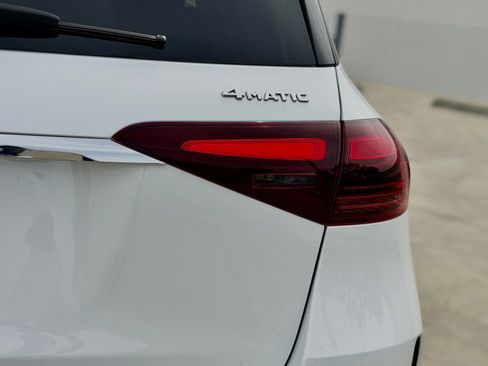 New 2026 Mercedes-Benz GLE 580 4MATIC image 14